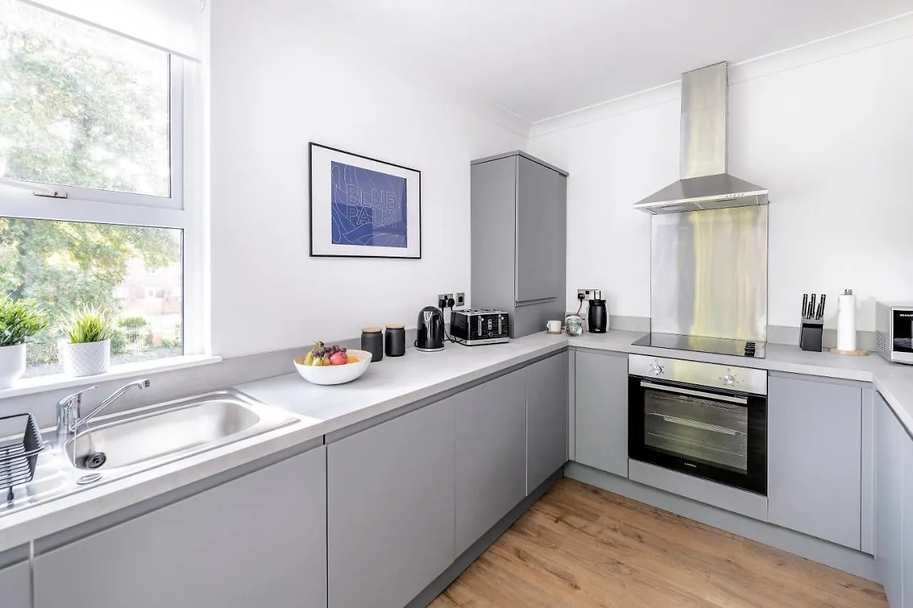 Relax In Comfortable & Stylish Pontcanna Apartment, Free Private Parking Cardiff