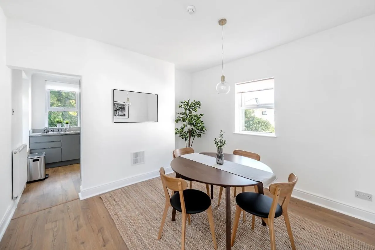 Apartment Relax In Comfortable & Stylish Pontcanna Apartment, Free Private Parking Cardiff